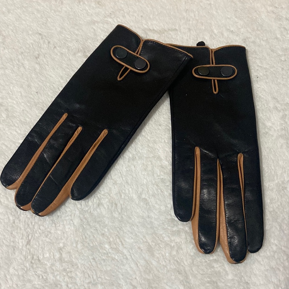 TED BAKER GLOVES